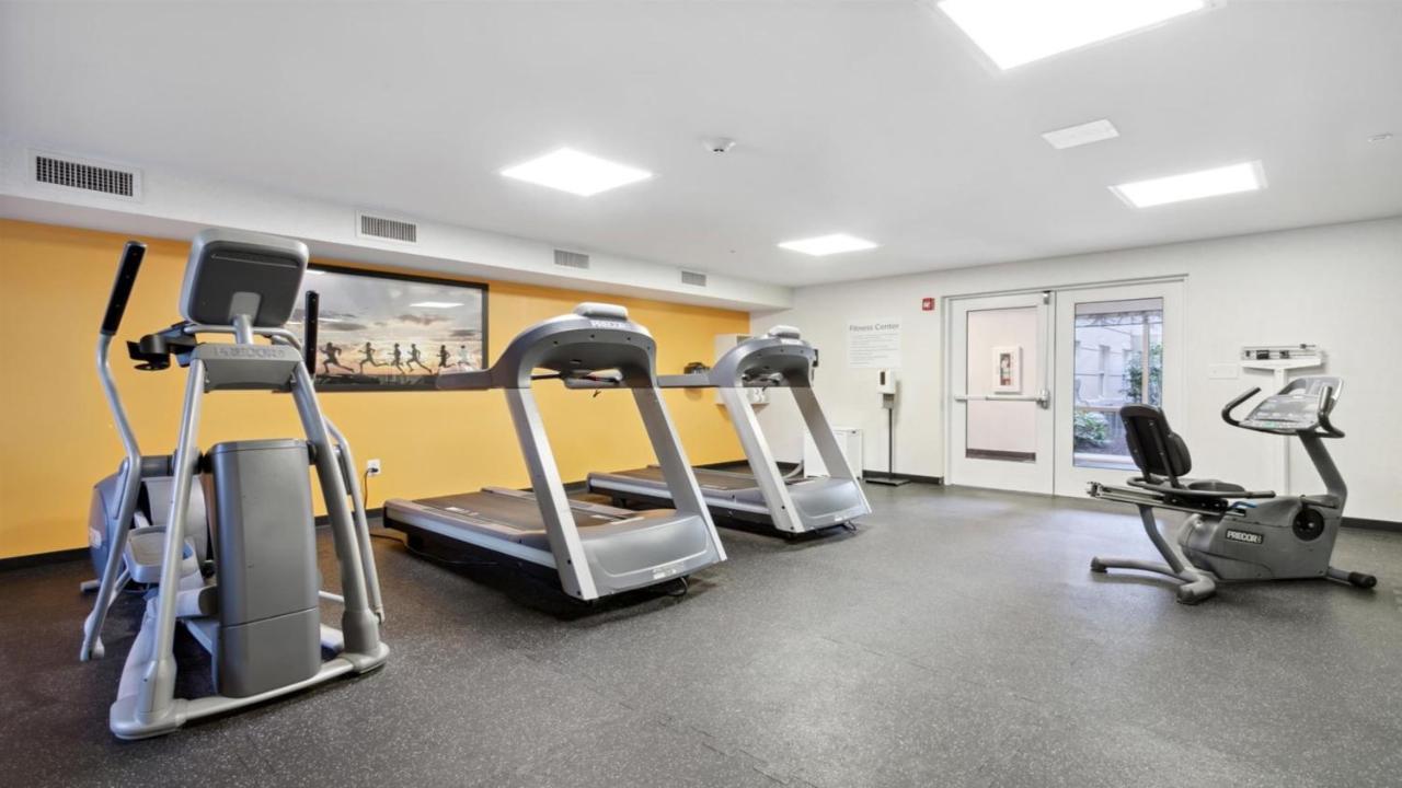 Holiday Inn Express Williamsburg North By Ihg Norge Esterno foto