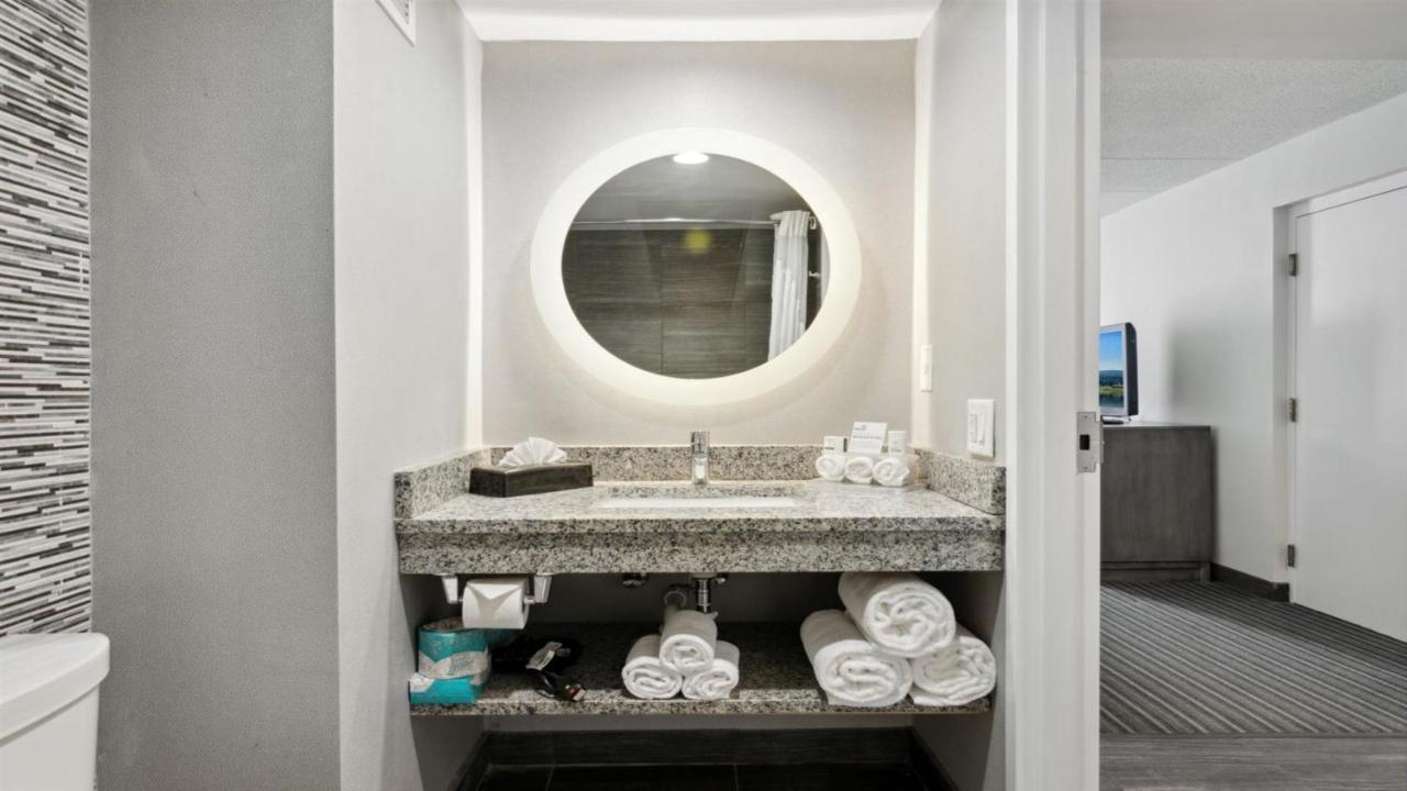 Holiday Inn Express Williamsburg North By Ihg Norge Esterno foto