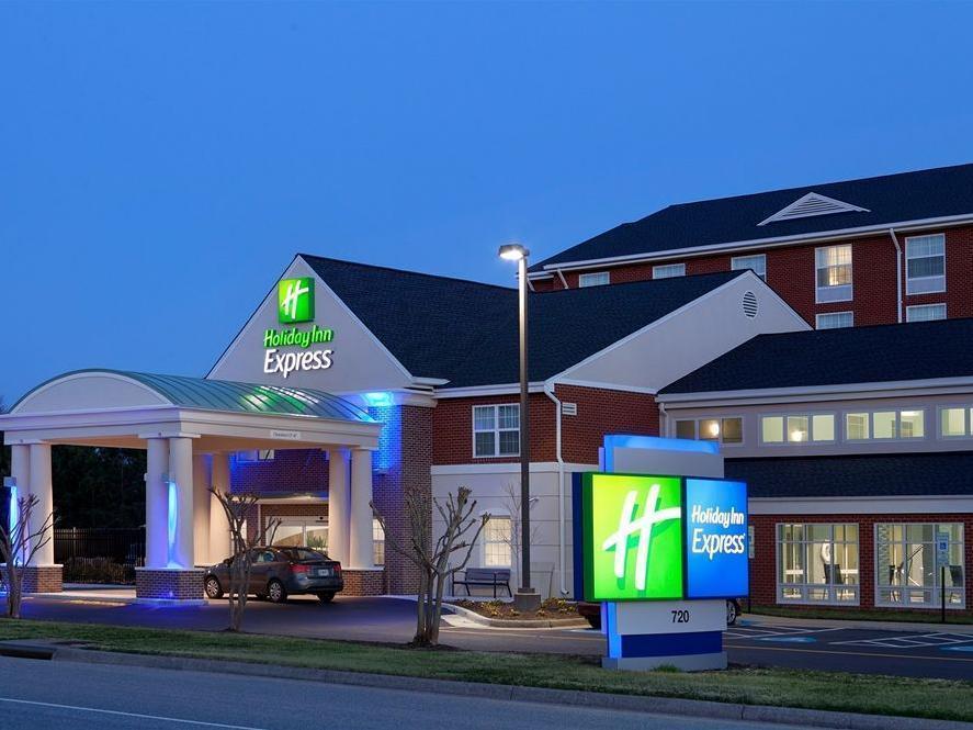 Holiday Inn Express Williamsburg North By Ihg Norge Esterno foto