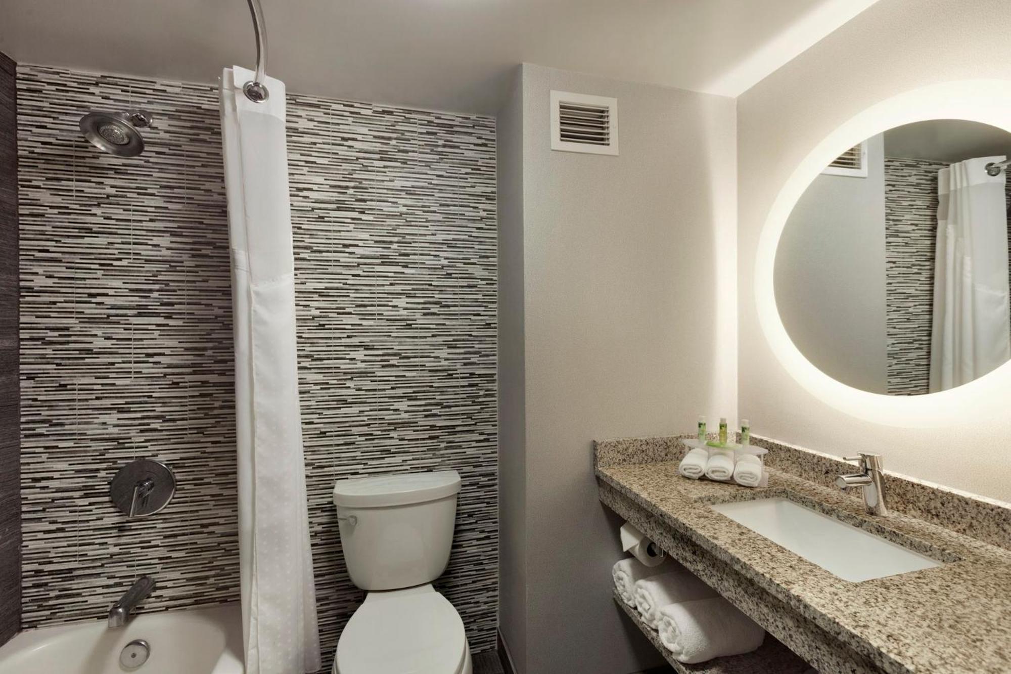 Holiday Inn Express Williamsburg North By Ihg Norge Esterno foto